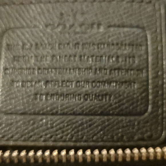 Coach F57527 small Margot Carryall, cross grain leather black satchel - Picture 5 of 7